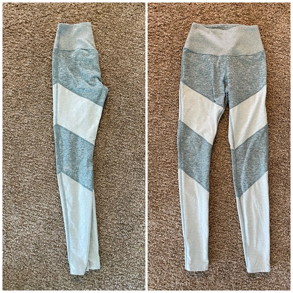 ALO Yoga Gray and White Leggings